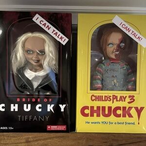 Mezco Toys Chucky TIFFANY IS NO LONGER AVAILABLE